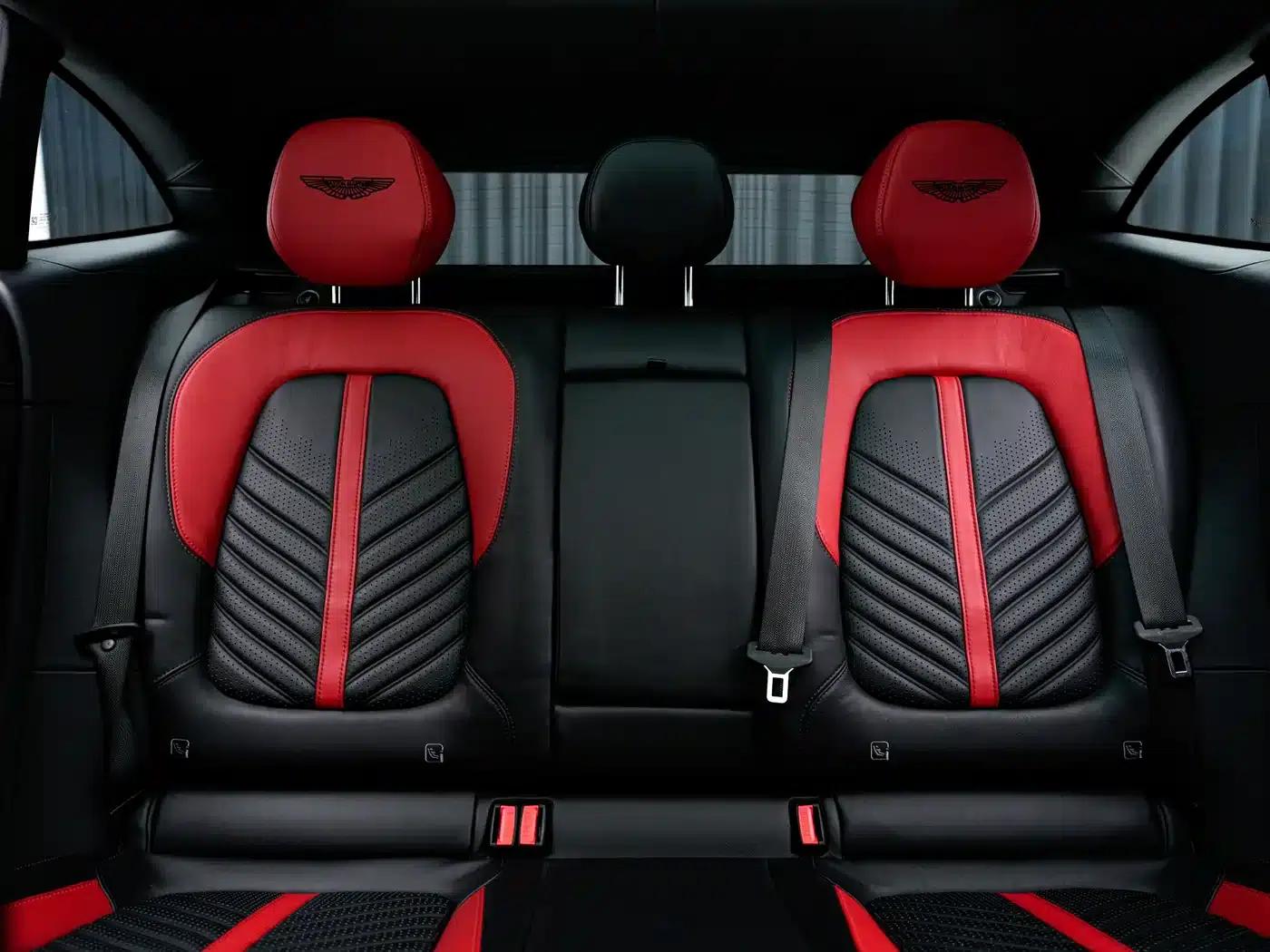 Aston Martin DBX 2024 4.0T V8 707 — миниатюра 24