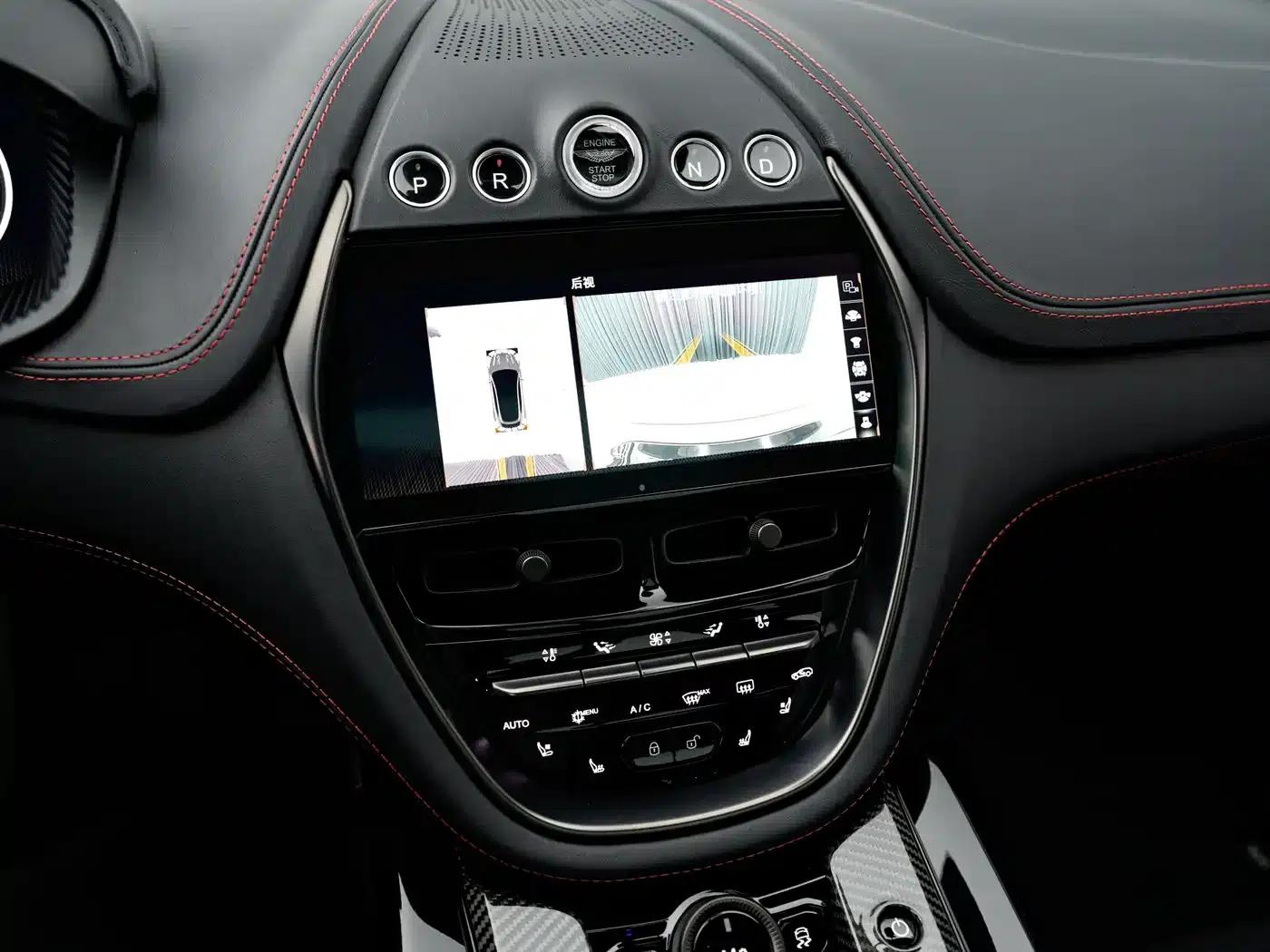 Aston Martin DBX 2024 4.0T V8 707 — миниатюра 25