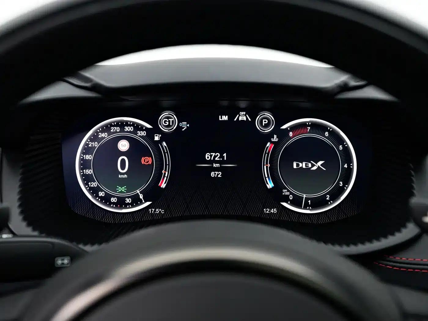 Aston Martin DBX 2024 4.0T V8 707 — миниатюра 26