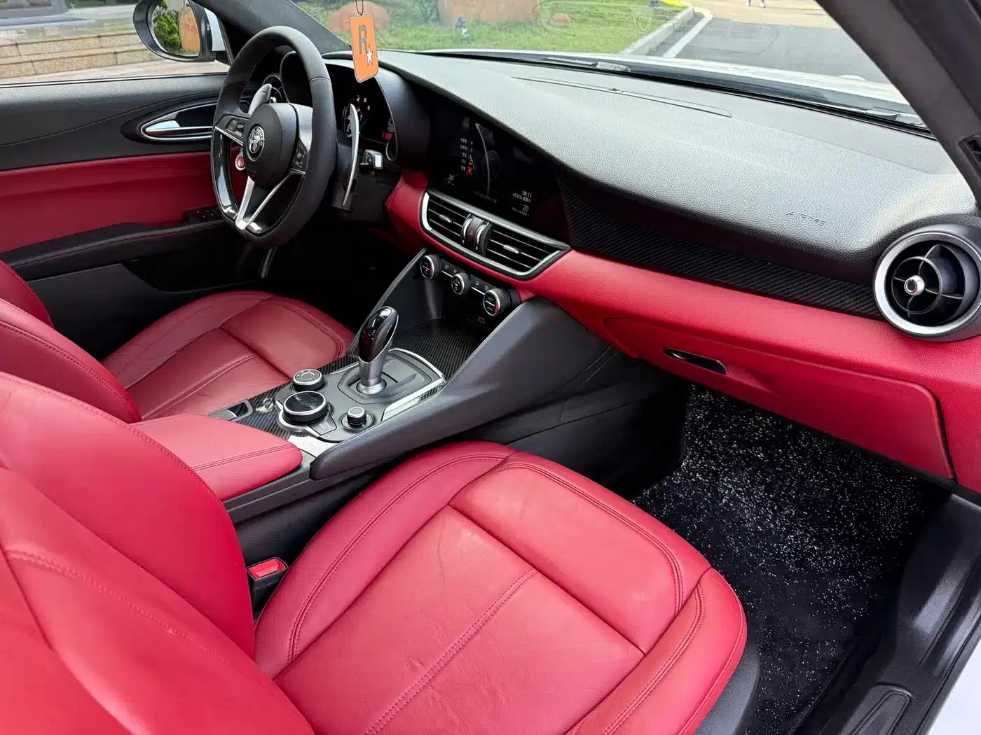 Giulia Juliet 2017 2.0T 200HP Elite Edition — миниатюра 15