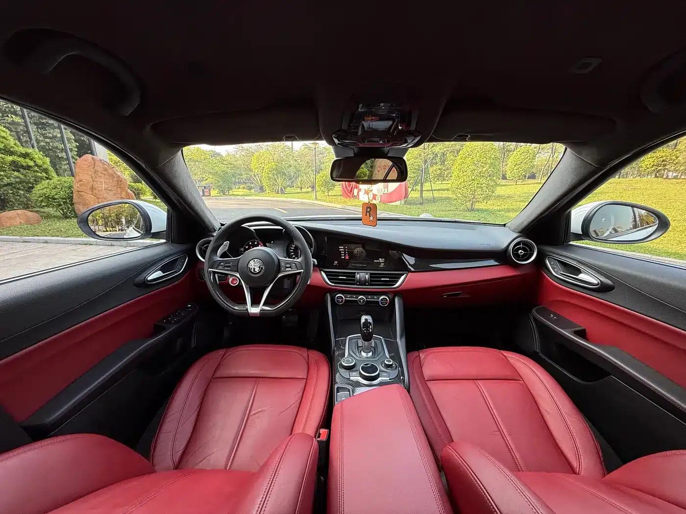 Giulia Juliet 2017 2.0T 200HP Elite Edition — миниатюра 18