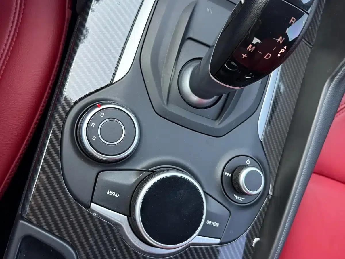 Giulia Juliet 2017 2.0T 200HP Elite Edition — миниатюра 24
