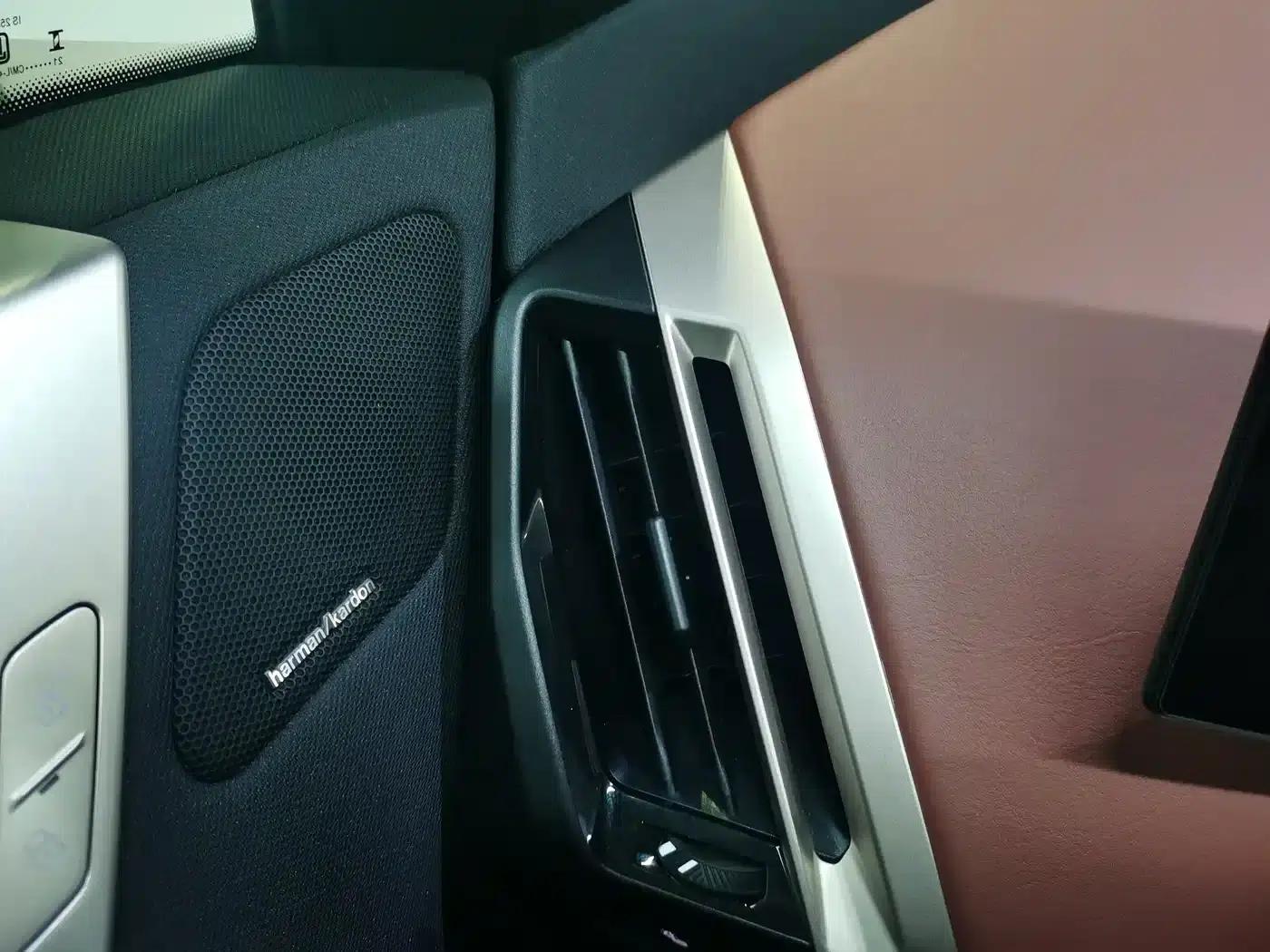 BMW iX 2022 xDrive50 — миниатюра 15