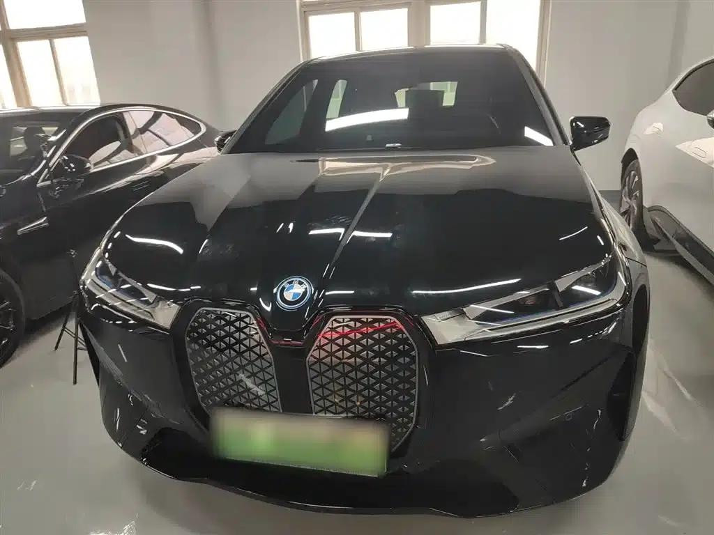 BMW iX 2022 xDrive40 — миниатюра 3