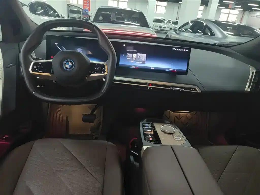 BMW iX 2022 xDrive40 — миниатюра 6