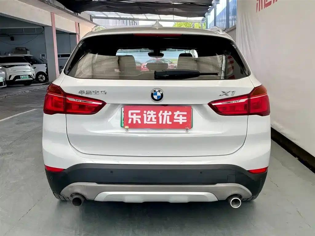 BMW X1 PHEV 2018 xDrive25Le Luxury — миниатюра 4
