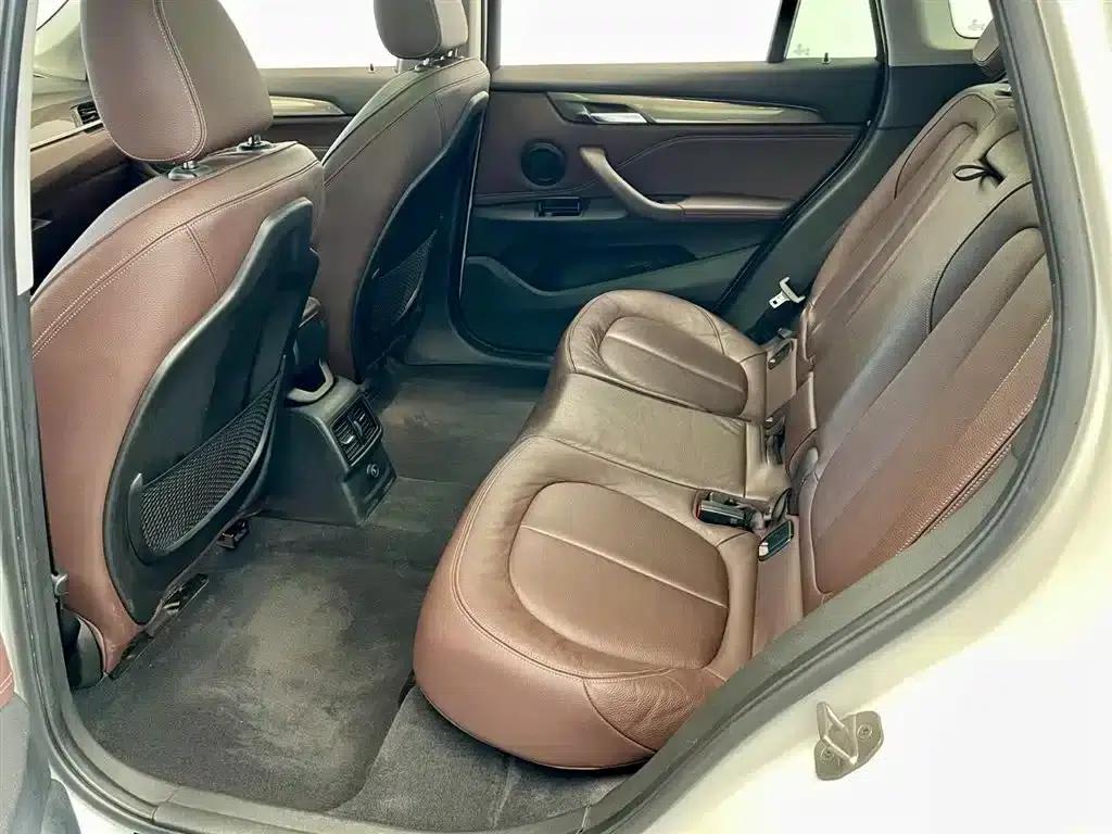 BMW X1 PHEV 2018 xDrive25Le Luxury — миниатюра 7