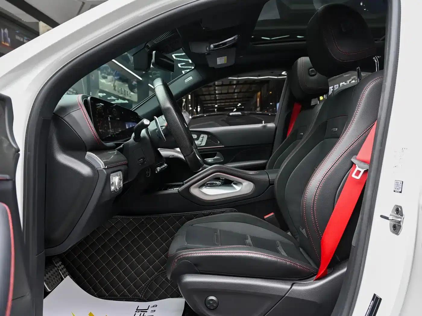 2022 Mercedes-Benz GLE Coupe AMG Model: AMG GLE 53 4MATIC+ Coupe SUV — миниатюра 15