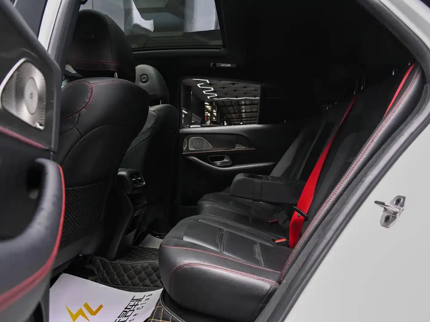 2022 Mercedes-Benz GLE Coupe AMG Model: AMG GLE 53 4MATIC+ Coupe SUV — миниатюра 16