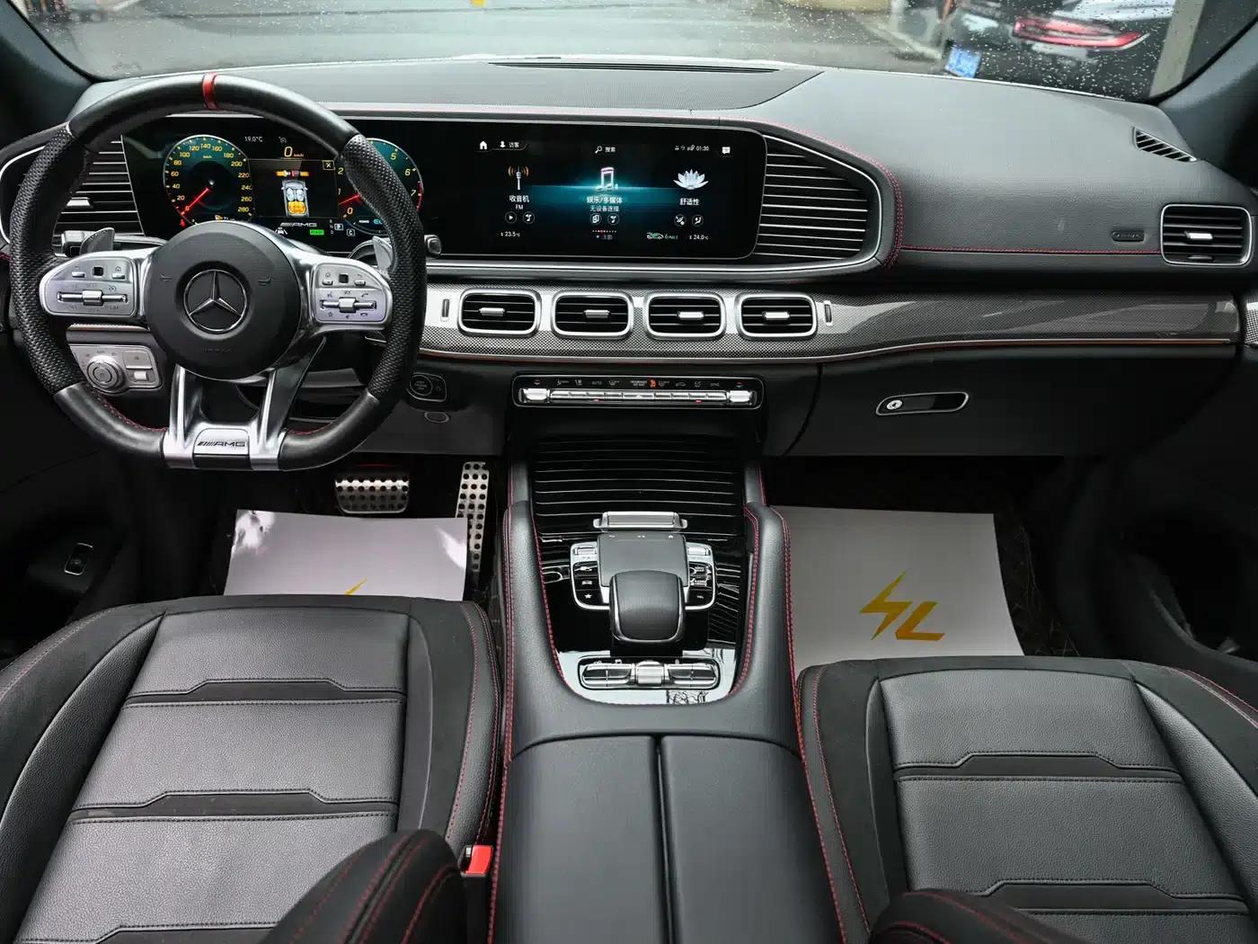 2022 Mercedes-Benz GLE Coupe AMG Model: AMG GLE 53 4MATIC+ Coupe SUV — миниатюра 17