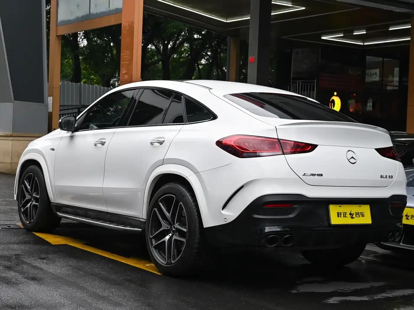 2022 Mercedes-Benz GLE Coupe AMG Model: AMG GLE 53 4MATIC+ Coupe SUV — миниатюра 4