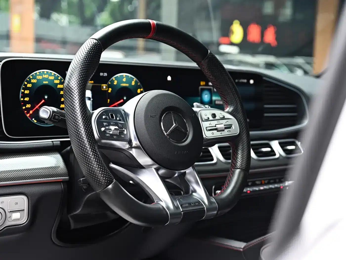 2022 Mercedes-Benz GLE Coupe AMG Model: AMG GLE 53 4MATIC+ Coupe SUV — миниатюра 9