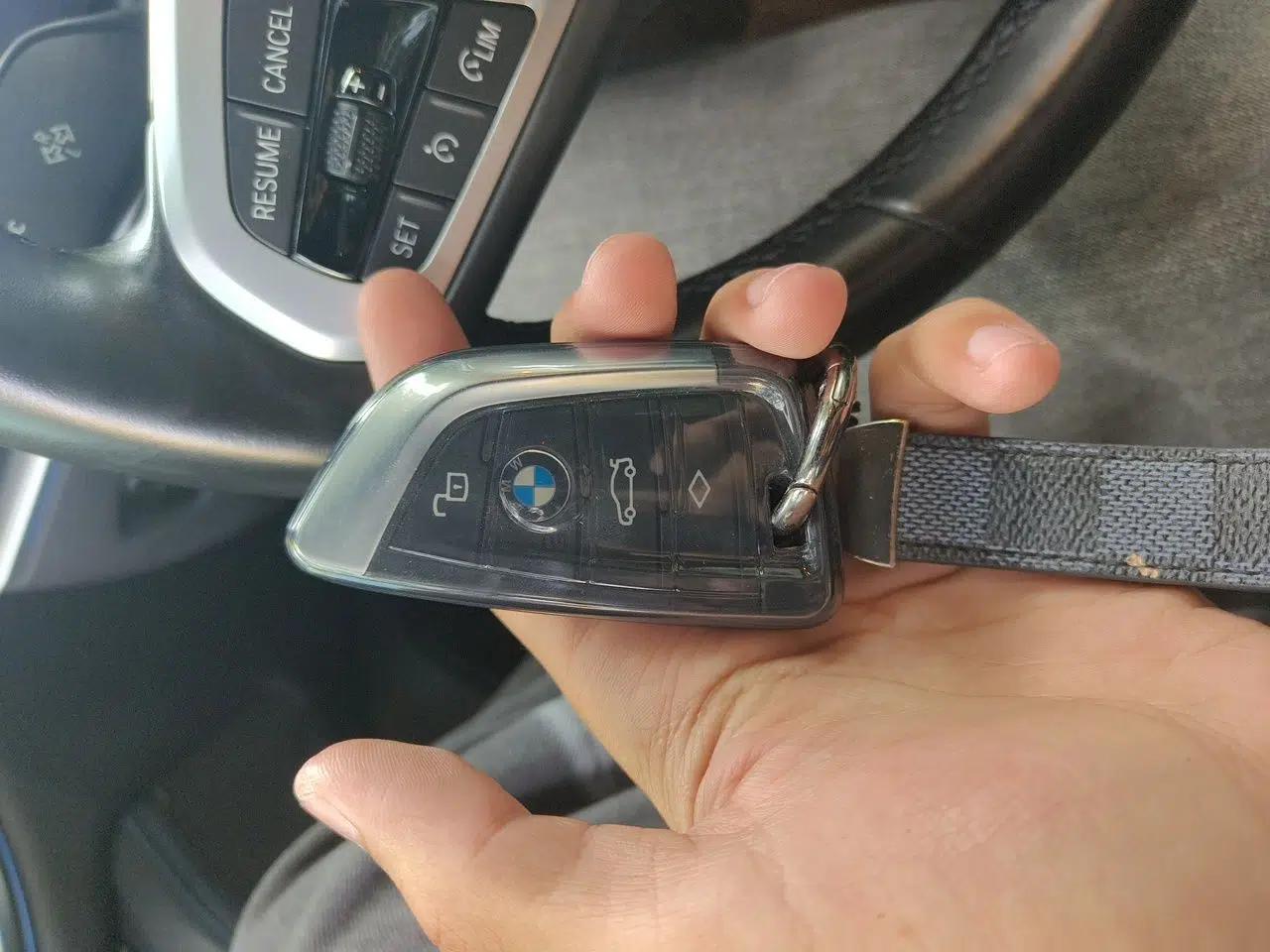 BMW i4 2022 eDrive40 — миниатюра 9