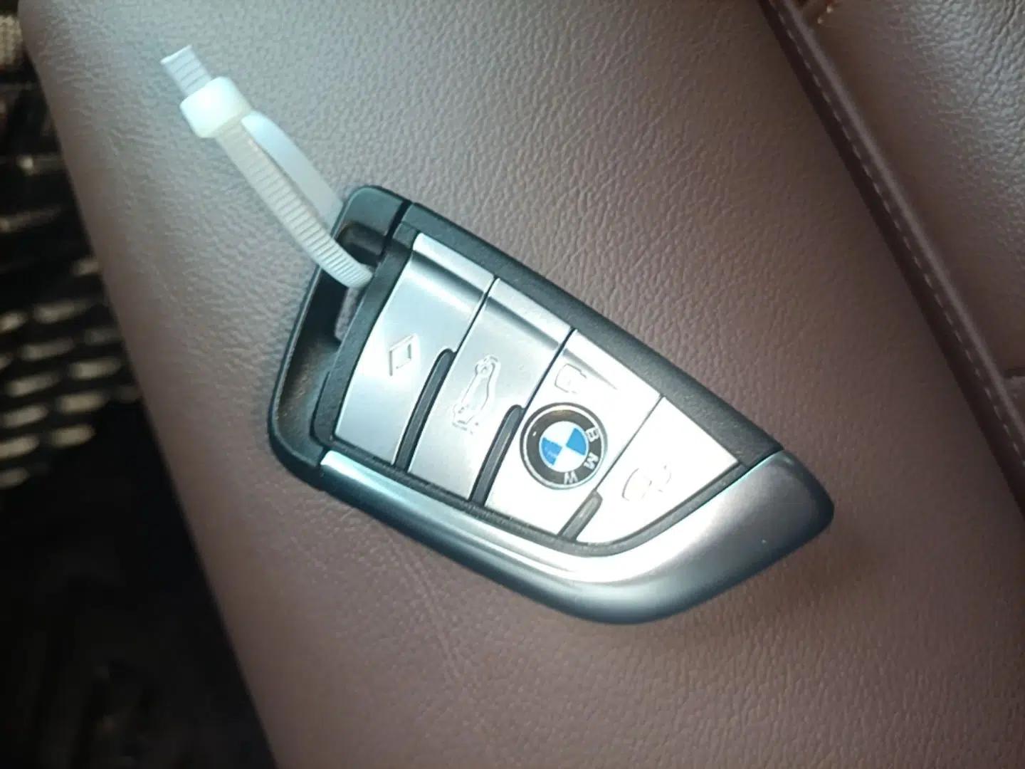BMW X5 New Energy 2021 xDrive45e M Sport Package — миниатюра 12