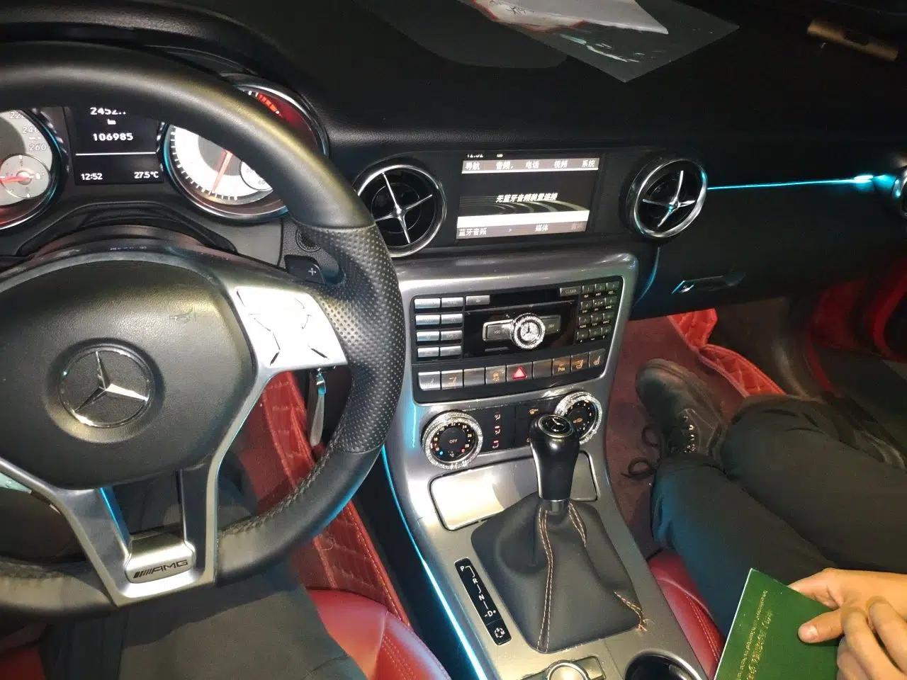 Mercedes-Benz SLK-Class 2011 SLK 200 Fashion Model — миниатюра 14