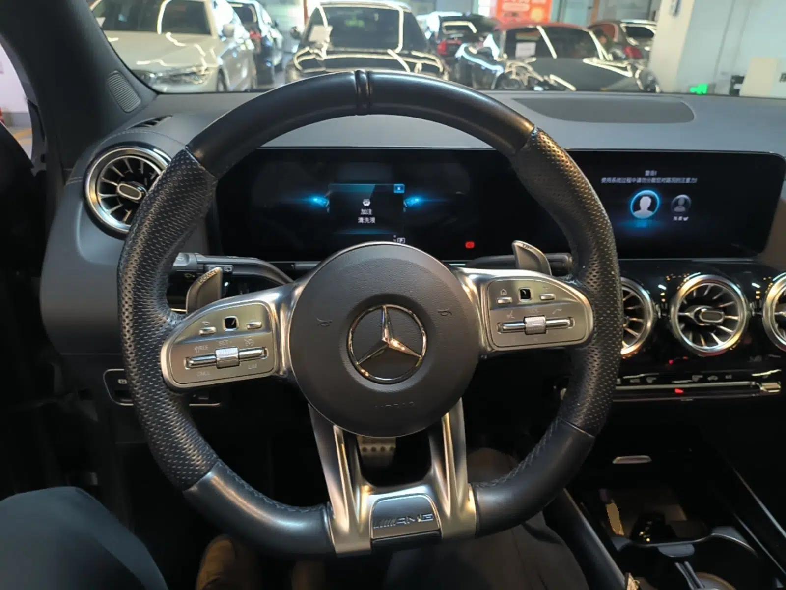 Mercedes-Benz GLA AMG 2021 AMG GLA 35 4MATIC — миниатюра 14