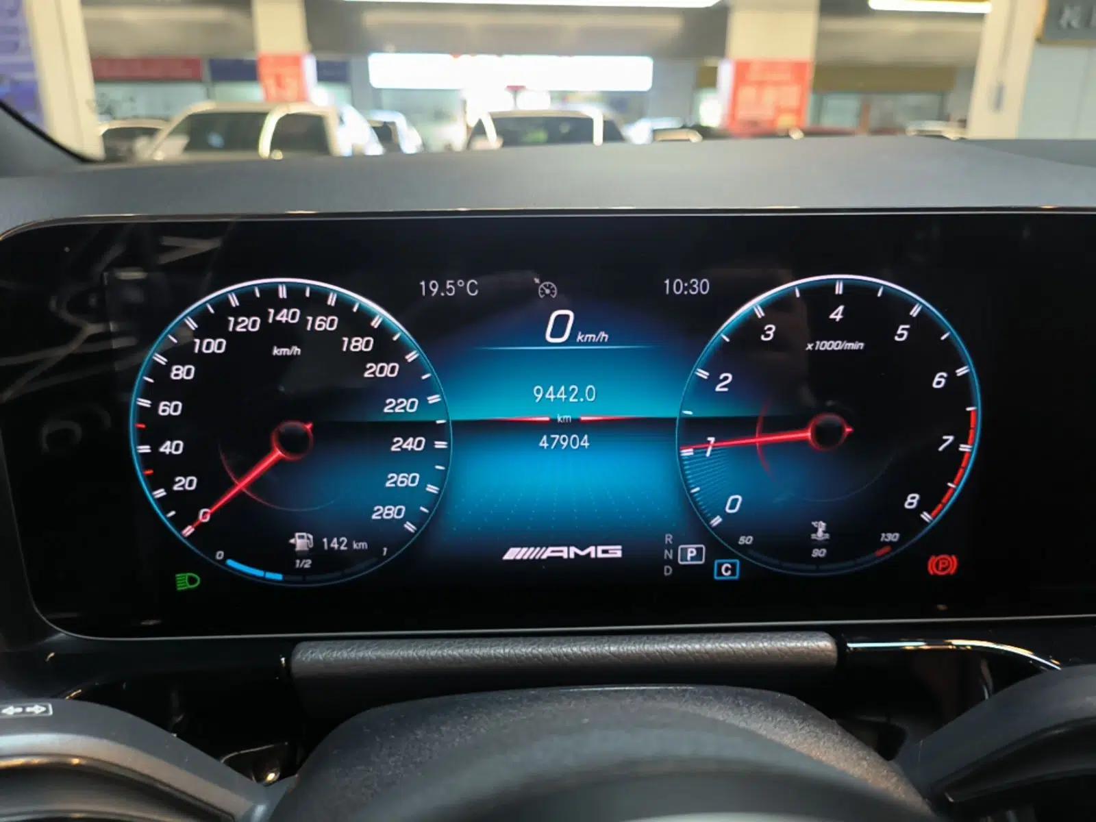 Mercedes-Benz GLA AMG 2021 AMG GLA 35 4MATIC — миниатюра 15