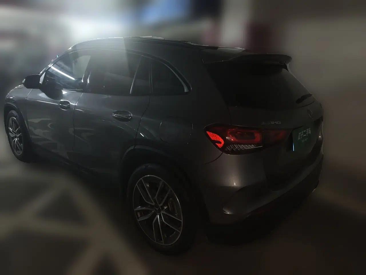 Mercedes-Benz GLA AMG 2022 AMG GLA 35 4MATIC — миниатюра 4