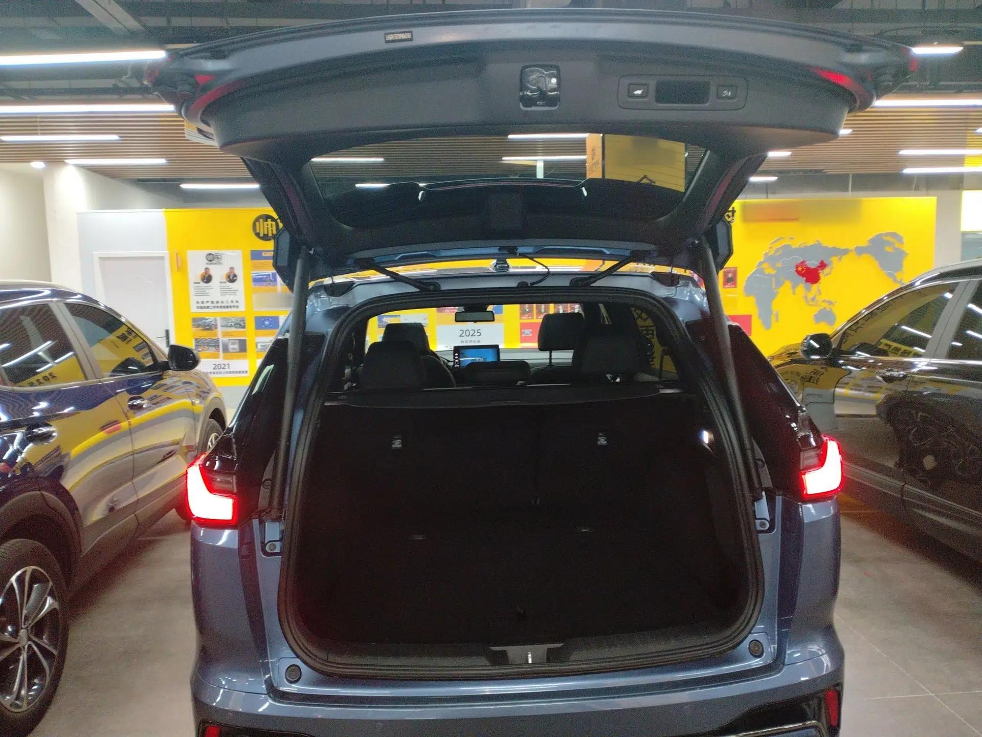 Honda Breeze New Energy 2023 ePHEV Ultimate Edition — миниатюра 21