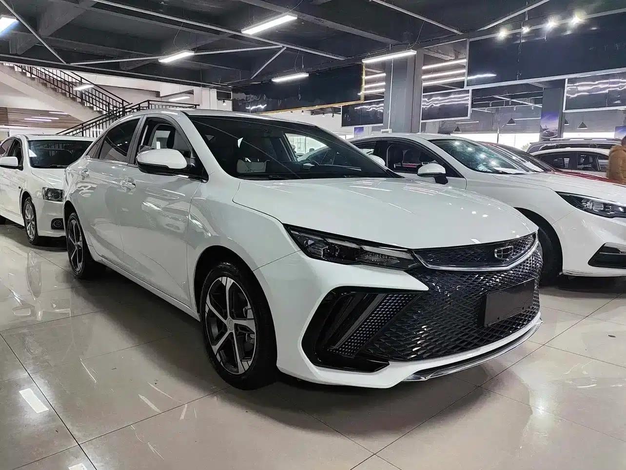 Geely Emgrand L 2022 1.4T CVT Supreme Edition — миниатюра 13