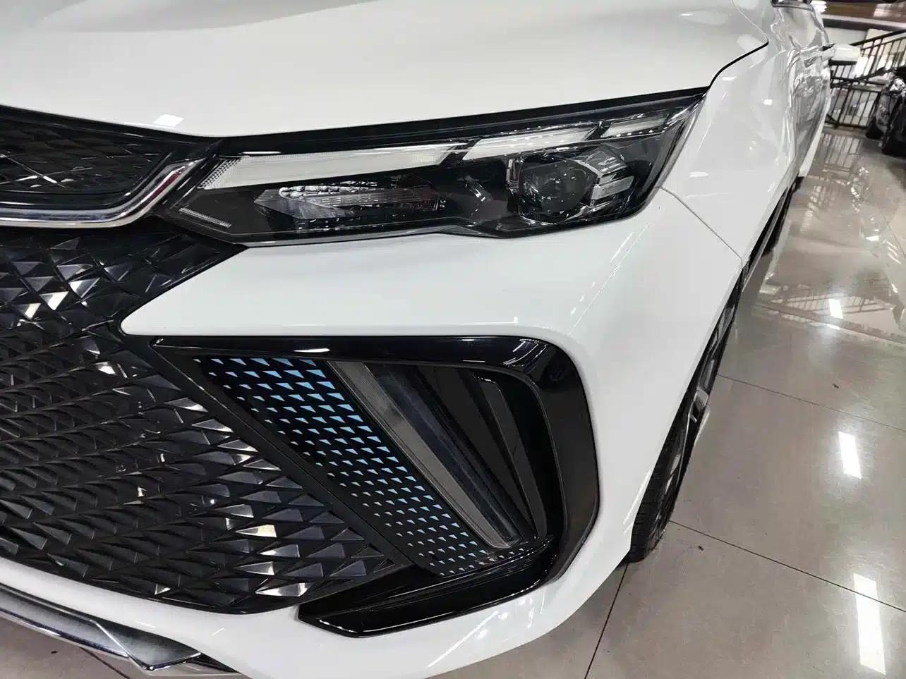 Geely Emgrand L 2022 1.4T CVT Supreme Edition — миниатюра 6