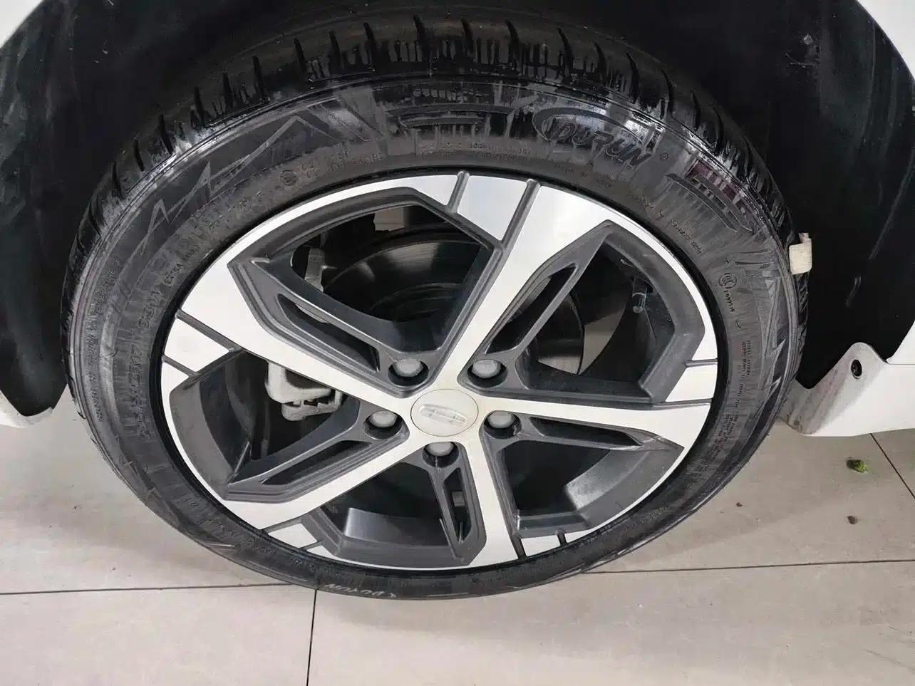 Geely Emgrand L 2022 1.4T CVT Supreme Edition — миниатюра 10