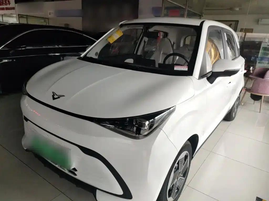 Kaiyi Shiyue 2025 Mate 300km Wave Edition — миниатюра 2