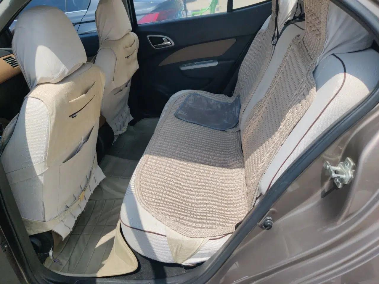Baojun 630 2013 1.5L manual Entry-level trim — миниатюра 18