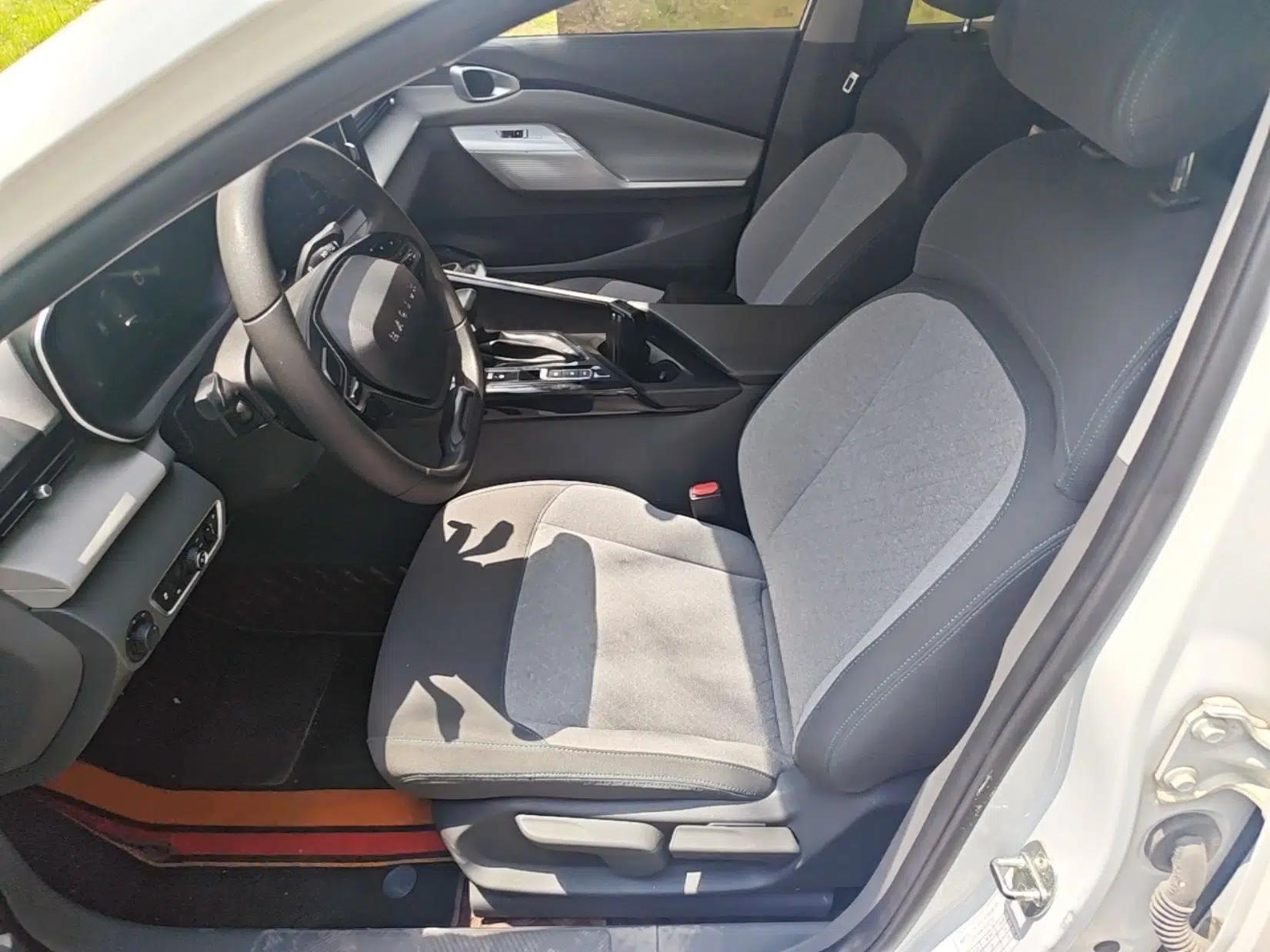 Baojun RC-5 2020 1.5L CVT Smart Elite Edition — миниатюра 18