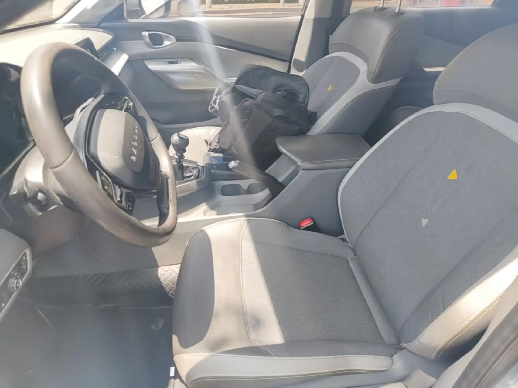 Baojun RC-5 2020 1.5L Manual Smart Luxury Edition — миниатюра 18