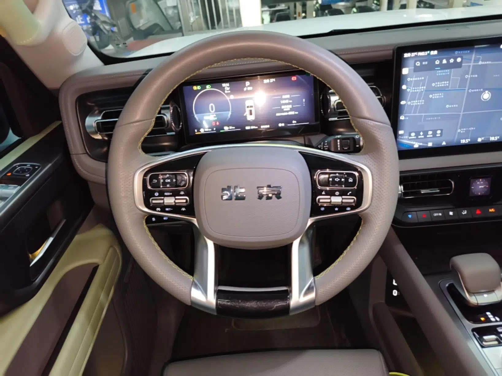 BAIC Off-Road BJ40 Electric Drive 2025 Advanced Edition — миниатюра 11
