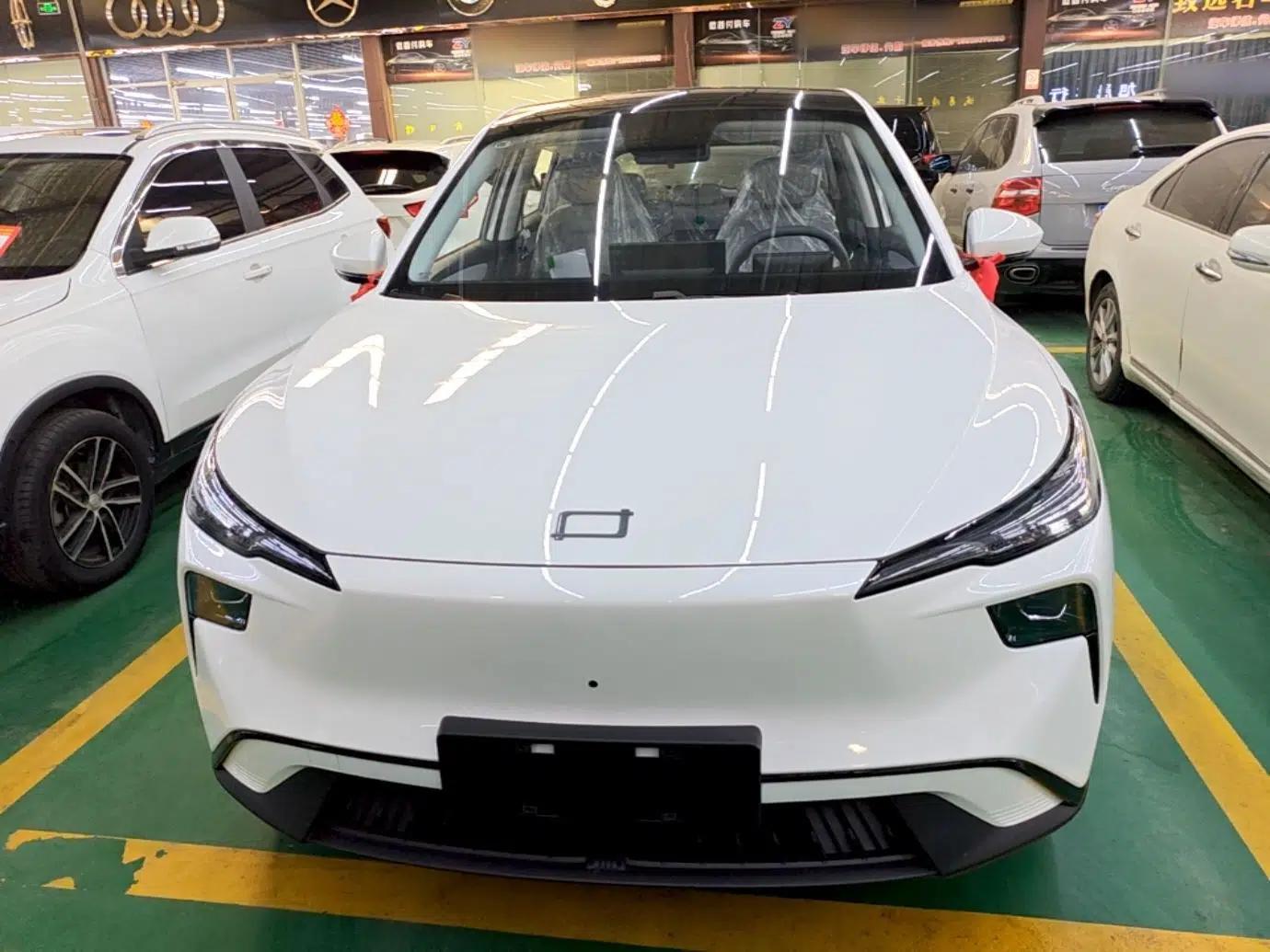 Bestune Yueyi 03 2025 445km Joyful Edition — миниатюра 2