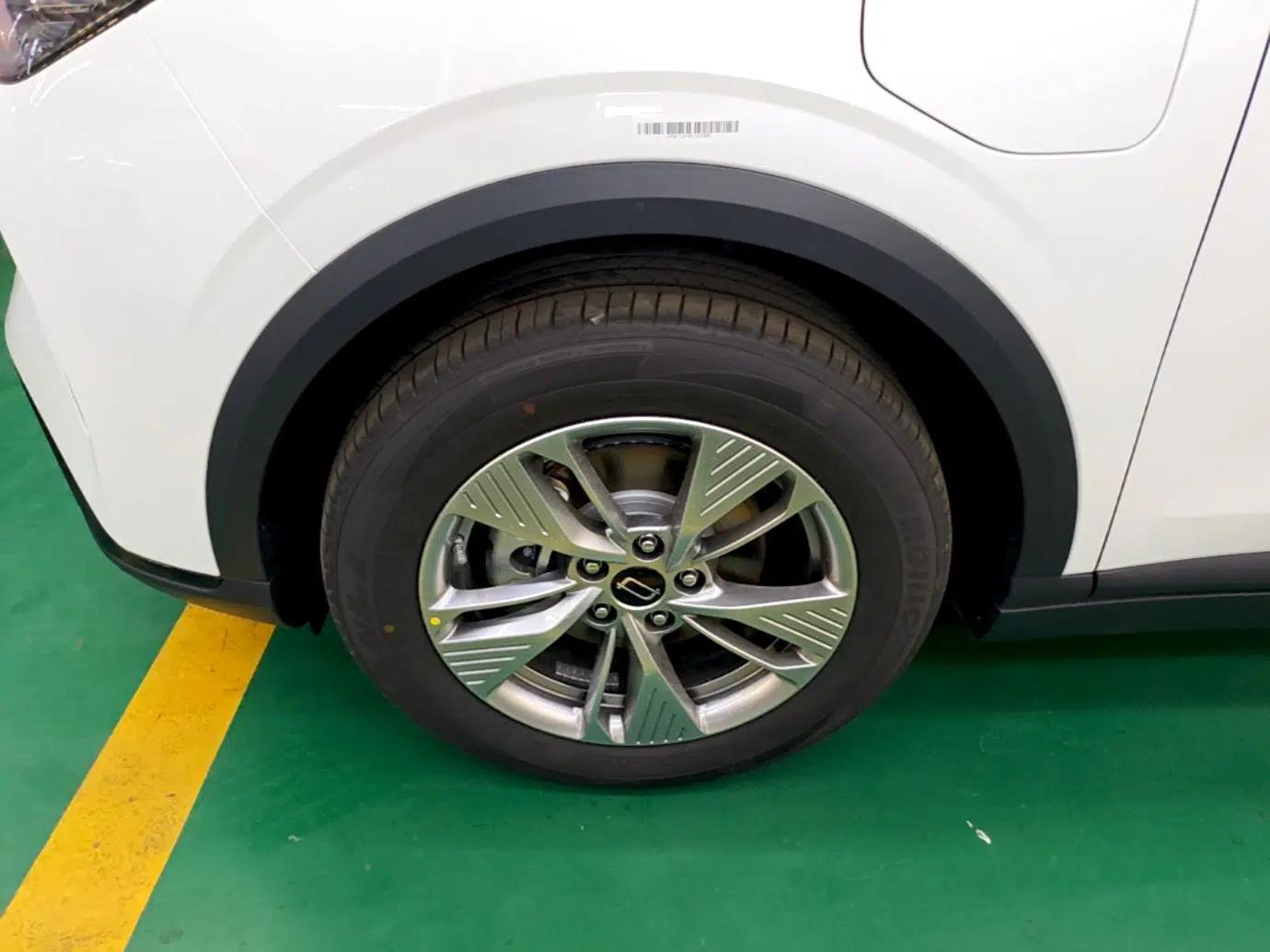 Bestune Yueyi 03 2025 445km Joyful Edition — миниатюра 8