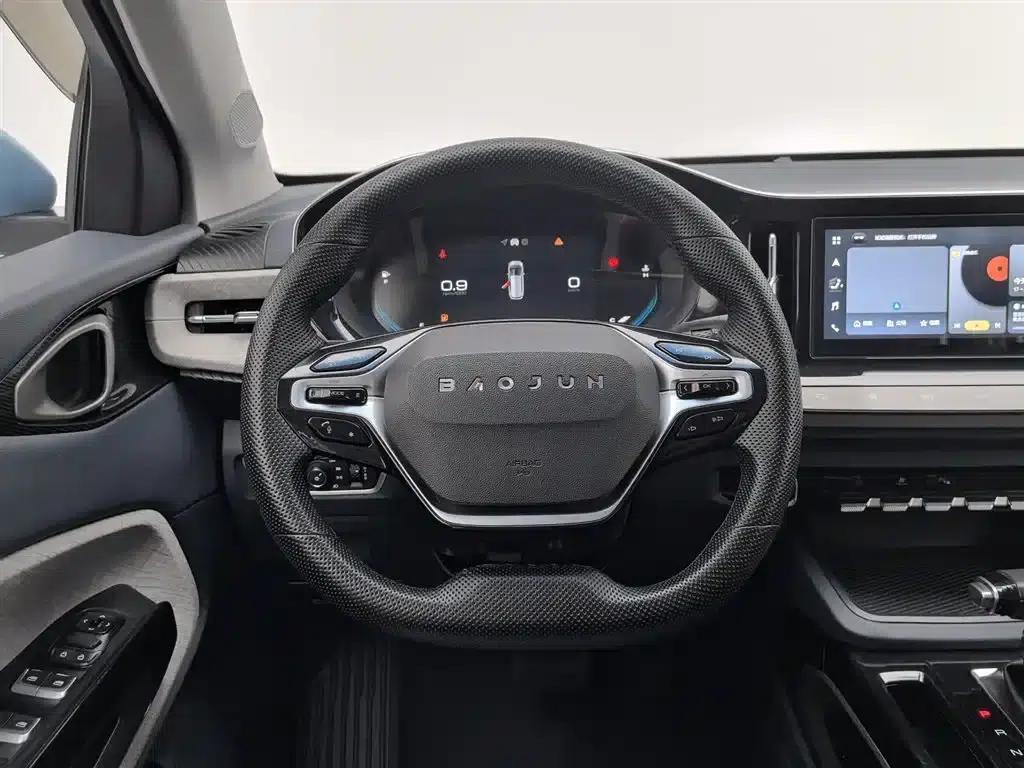 Baojun RM-5 2019 1.5T CVT 24-hour online luxury 6-seater — миниатюра 11