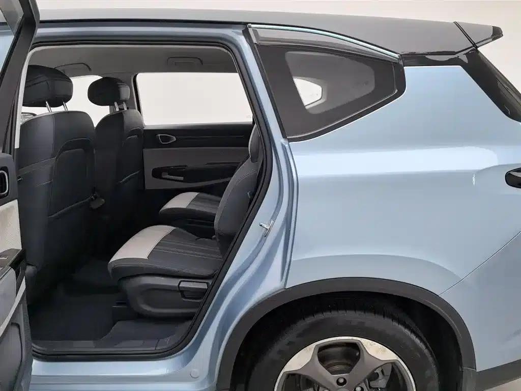 Baojun RM-5 2019 1.5T CVT 24-hour online luxury 6-seater — миниатюра 15