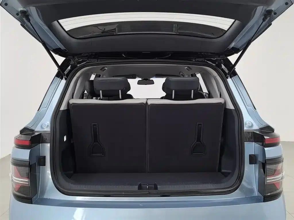 Baojun RM-5 2019 1.5T CVT 24-hour online luxury 6-seater — миниатюра 16
