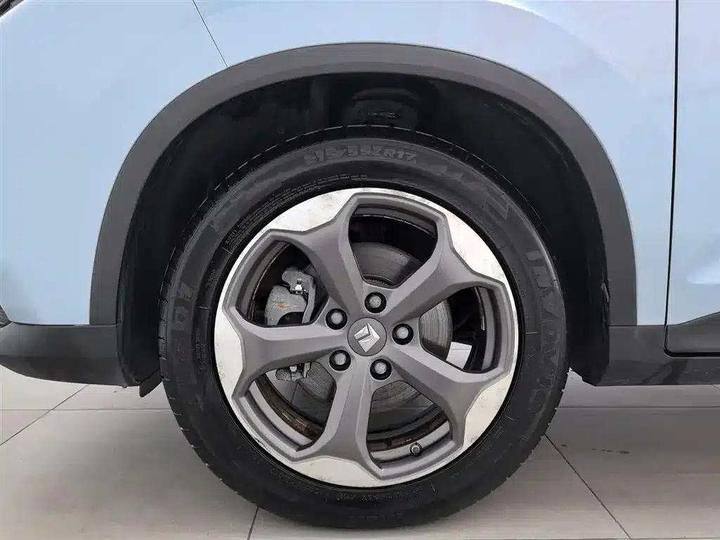 Baojun RM-5 2019 1.5T CVT 24-hour online luxury 6-seater — миниатюра 17