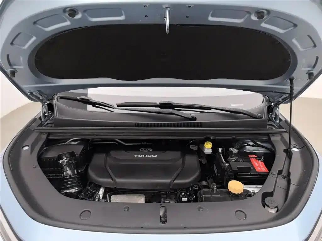 Baojun RM-5 2019 1.5T CVT 24-hour online luxury 6-seater — миниатюра 6