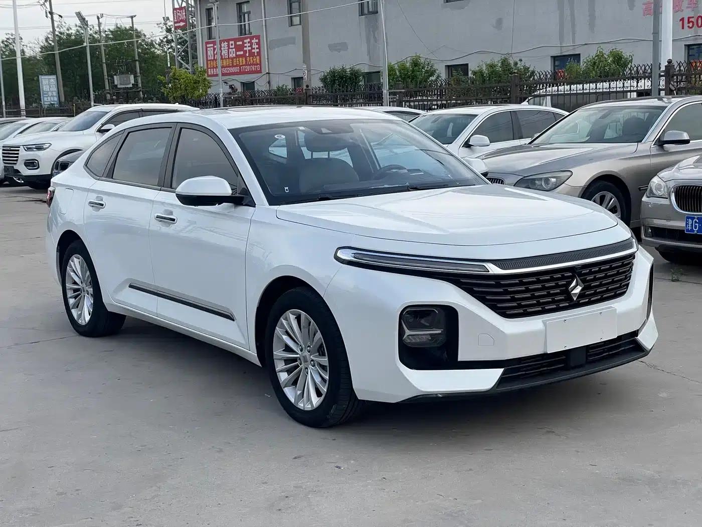 Baojun RC-5 2020 1.5T CVT Smart Premium Edition — миниатюра 3