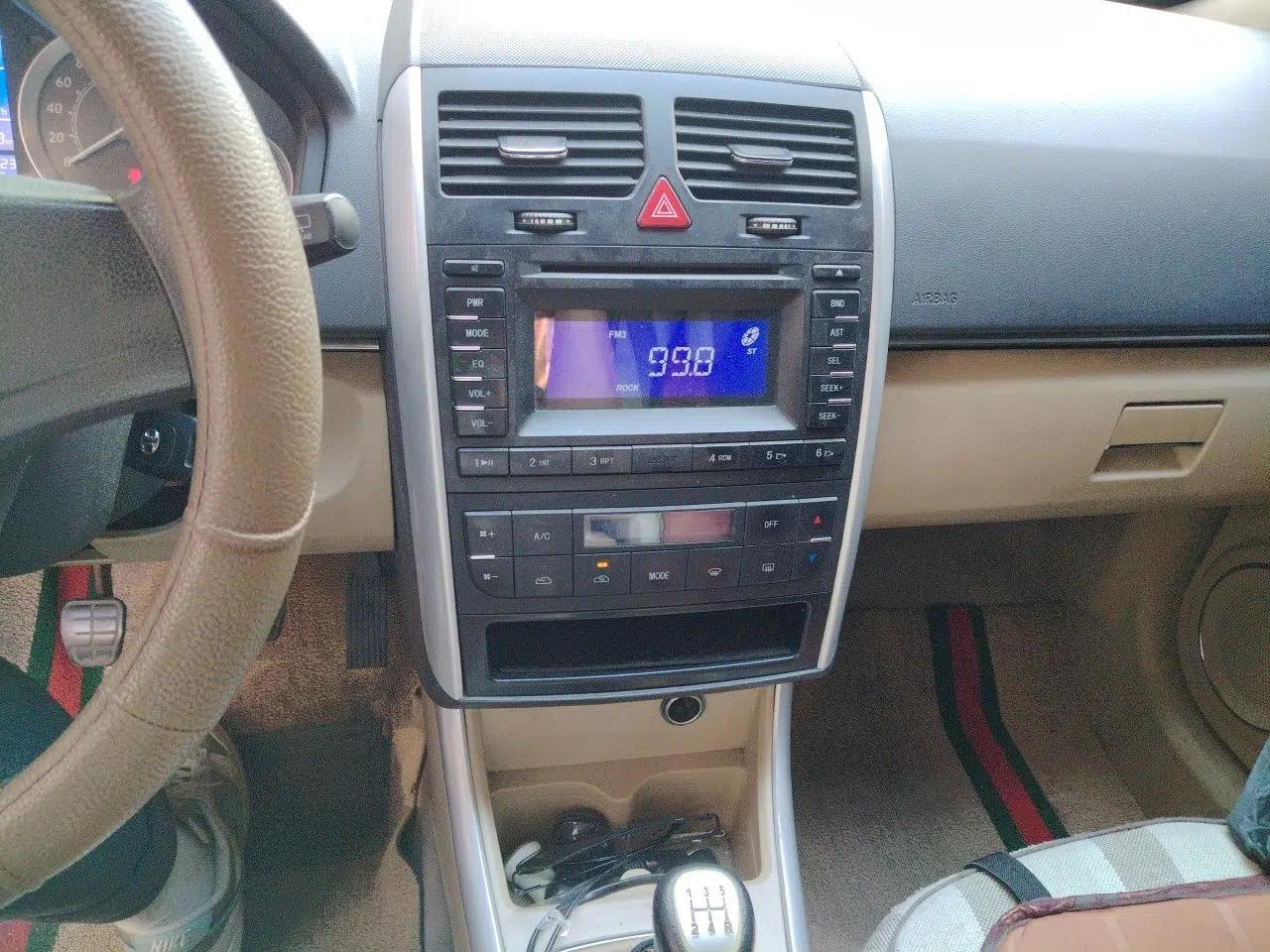 BAIC E Series 2012 Hatchback 1.3L Manual Liking Edition — миниатюра 14