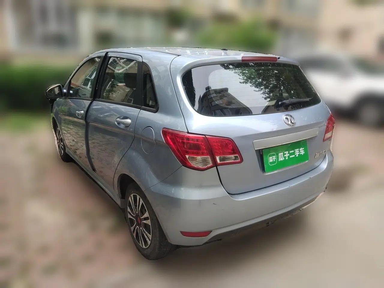 BAIC E Series 2012 Hatchback 1.3L Manual Liking Edition — миниатюра 4