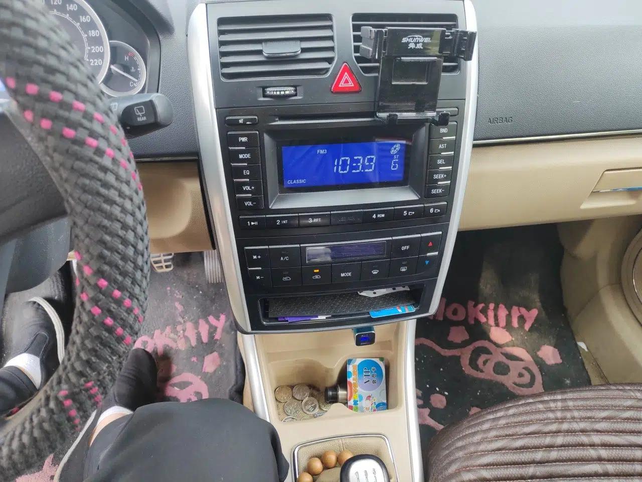 BAIC E Series 2013 Hatchback 1.5L Manual Lotte Edition — миниатюра 14