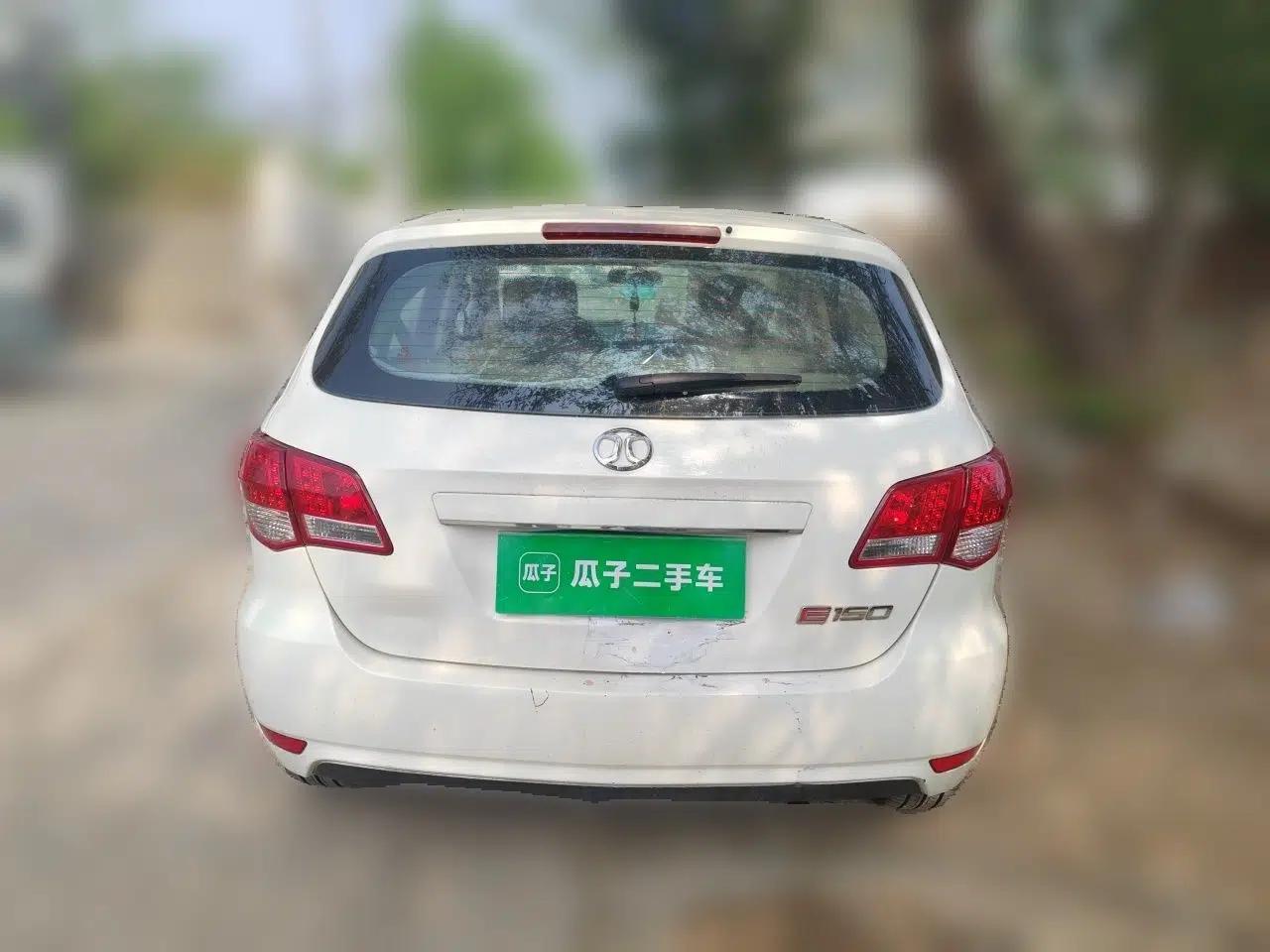 BAIC E Series 2013 Hatchback 1.5L Manual Lotte Edition — миниатюра 5