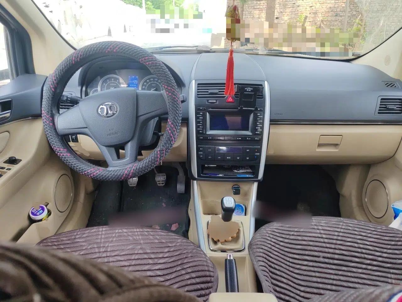BAIC E Series 2013 Hatchback 1.5L Manual Lotte Edition — миниатюра 10