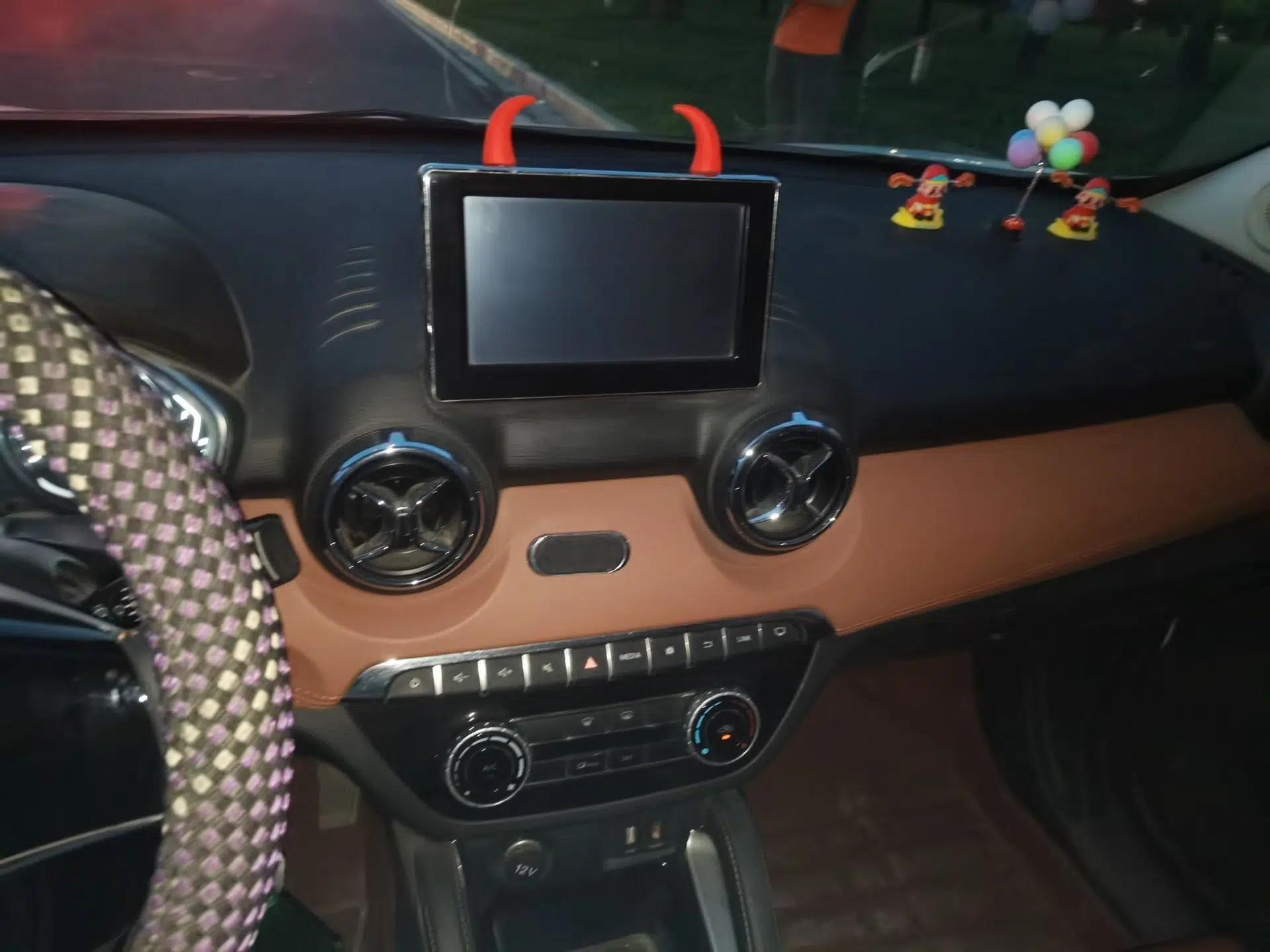 BAIC Senova X35 2016 1.5L Manual Luxury Edition — миниатюра 14