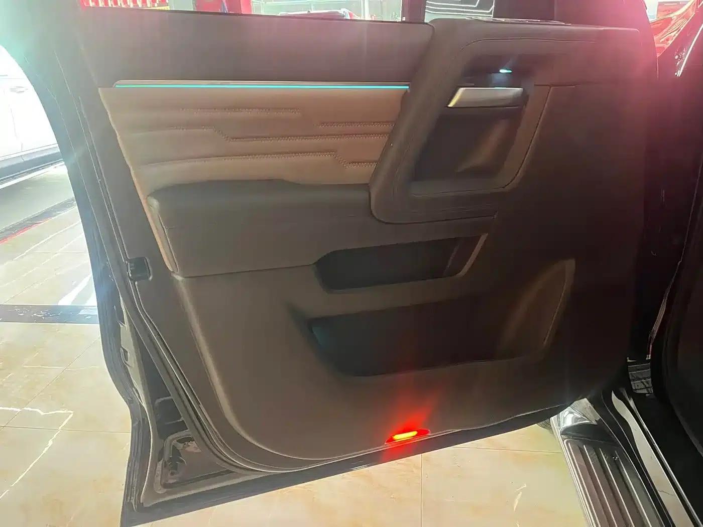Beijing BJ60 2023 2.0T Thousand Mile Edition (5-seater) — миниатюра 5