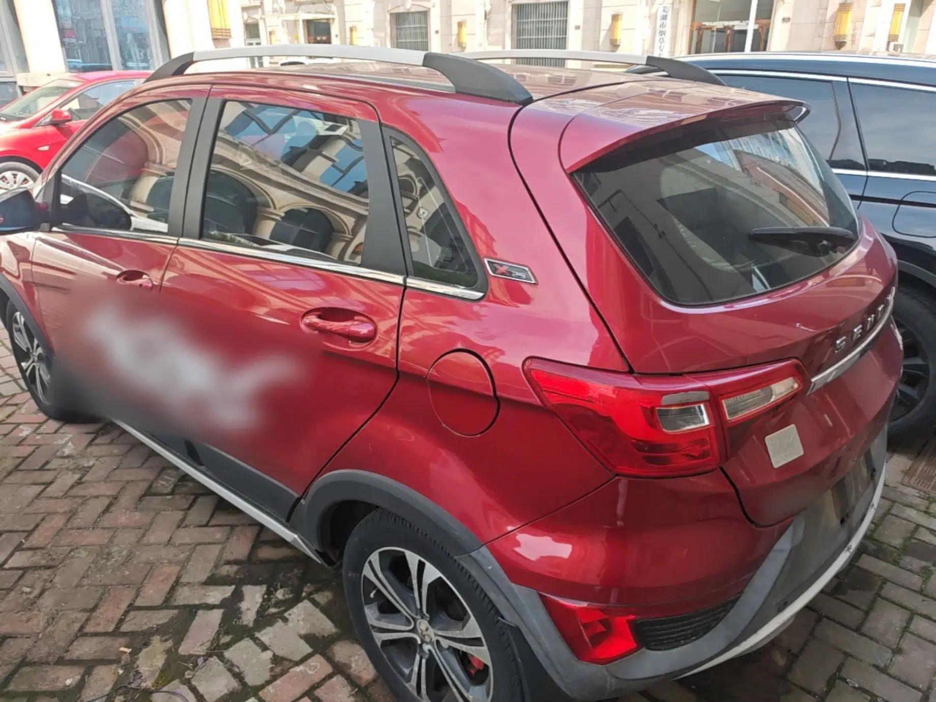 BAIC Senova X25 2015 1.5L Automatic Elite Model — миниатюра 4