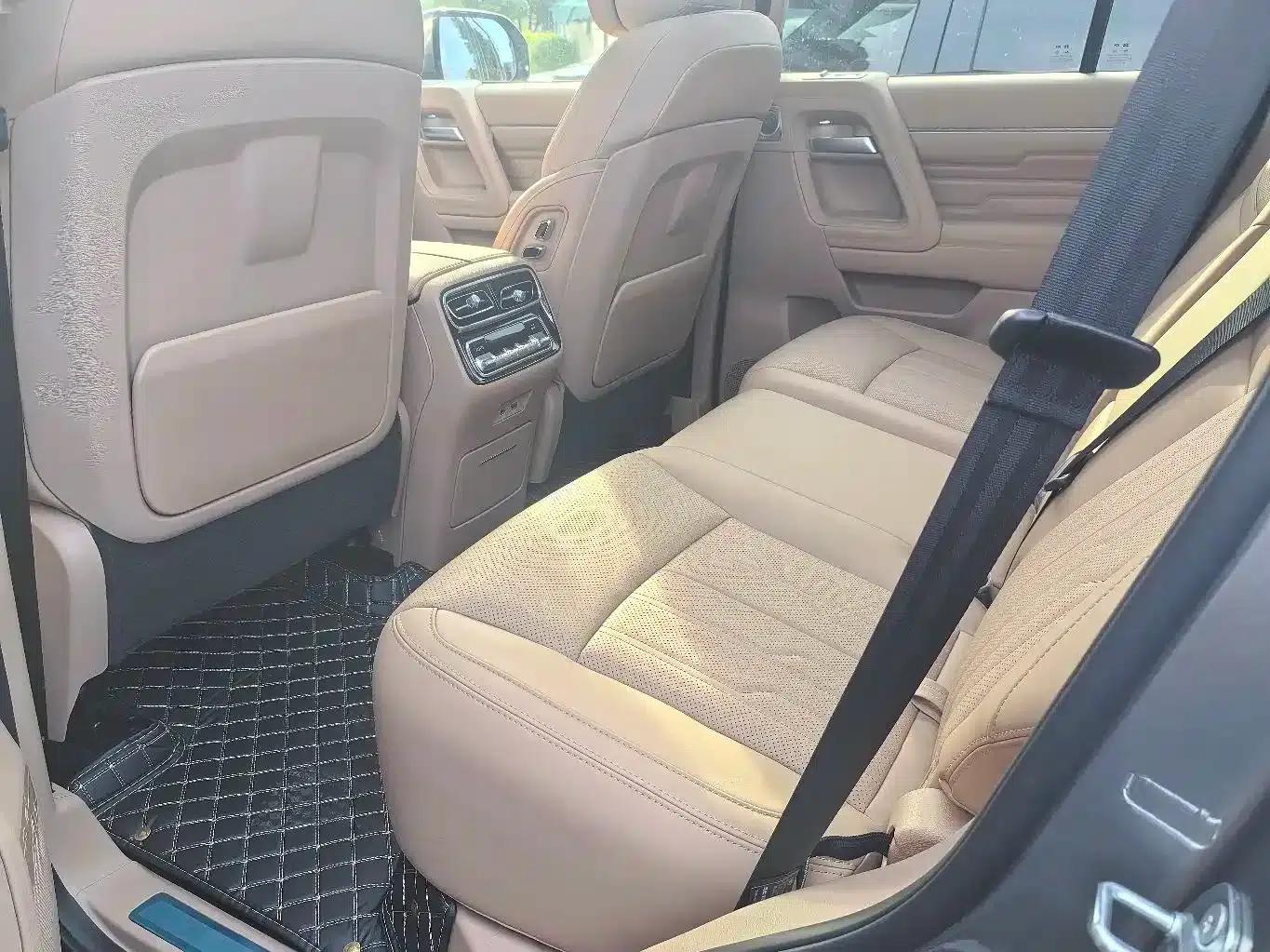 Beijing BJ60 Extended Range 2024 Model, 5-Seater Extended Range Advanced Edition — миниатюра 8
