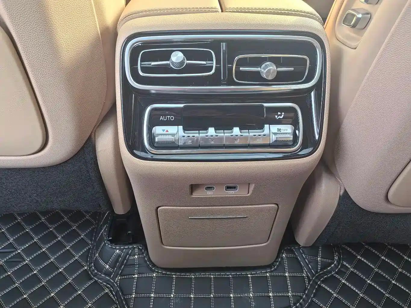 Beijing BJ60 Extended Range 2024 Model, 5-Seater Extended Range Advanced Edition — миниатюра 9