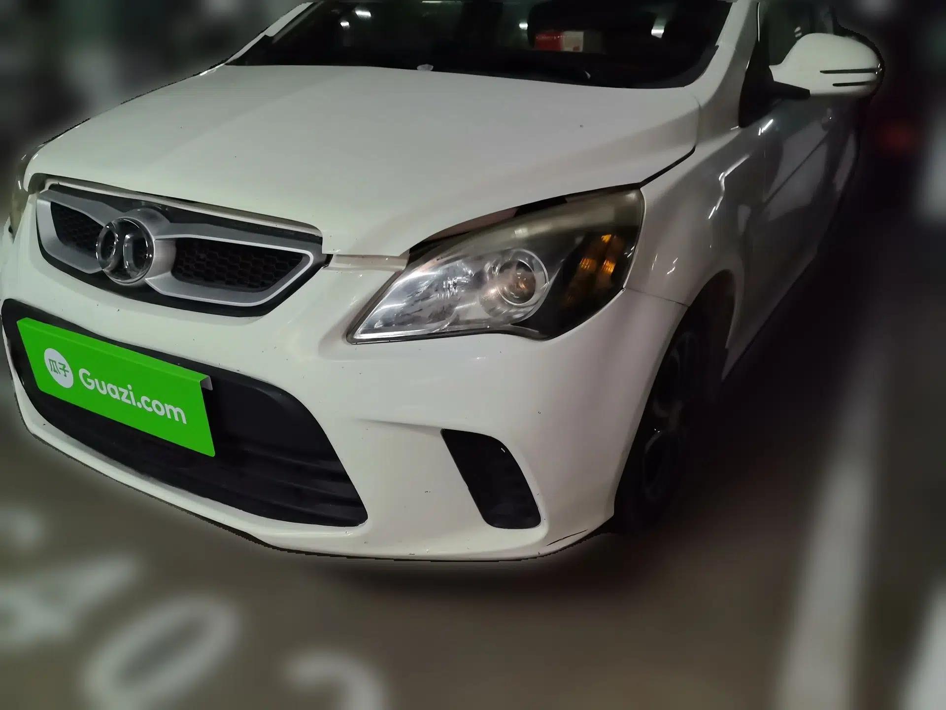 BAIC Senova D20 2015 Hatchback 1.5L Manual Lotte Edition — миниатюра 1